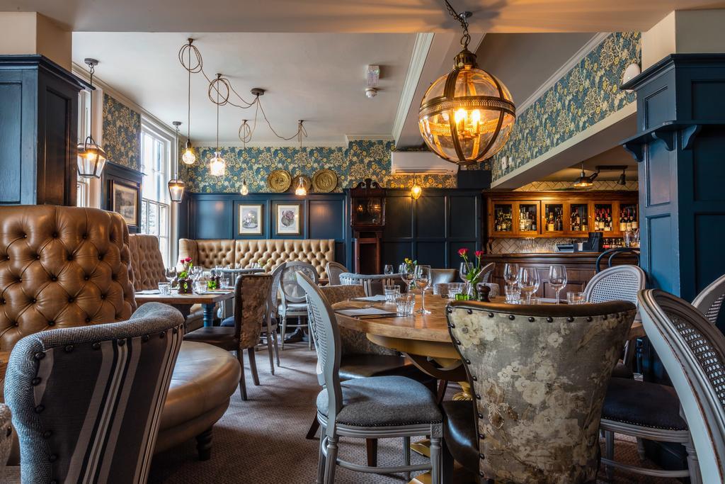 Greyhound Hotel Carshalton Bagian luar foto