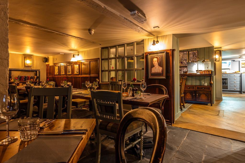 Greyhound Hotel Carshalton Bagian luar foto