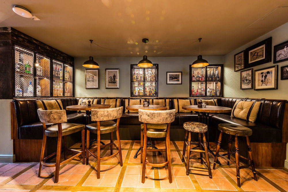 Greyhound Hotel Carshalton Bagian luar foto